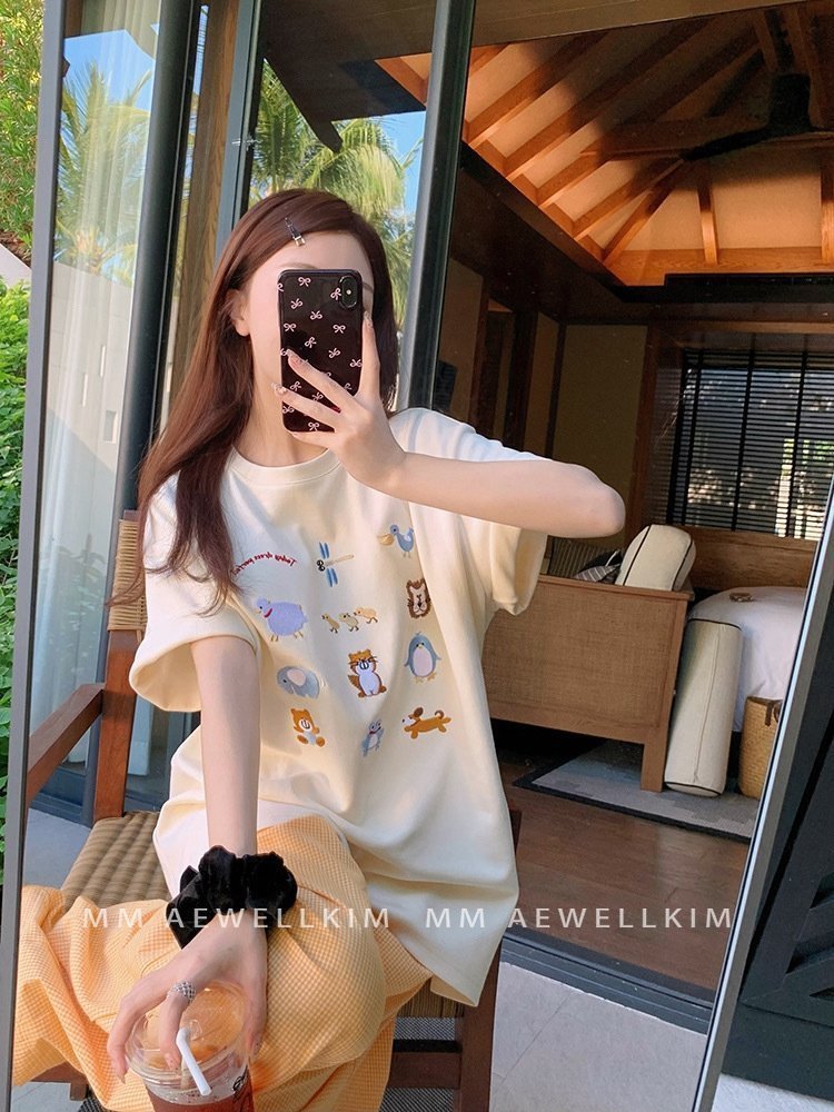 Женская футболка с коротким рукавом 2024 летней коллекции оптом