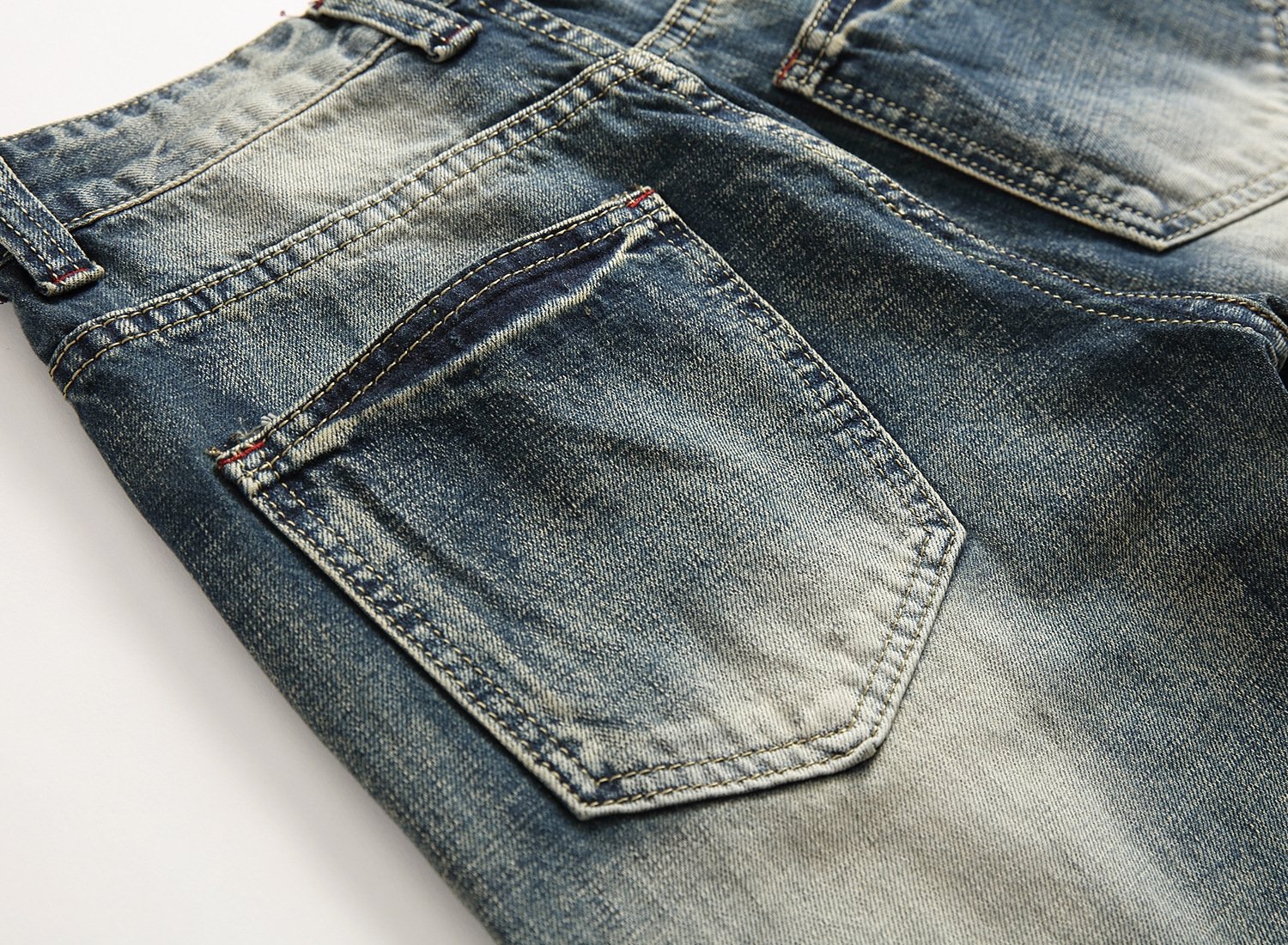 Мужские джинсы с прямым кроем и потертостями оптом из Китая