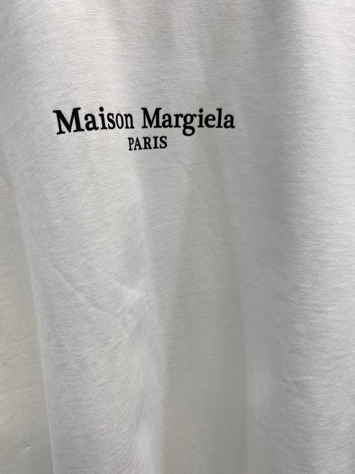 Футболка с длинным рукавом Maison Margiela MM6 с круглым вырезом и принтом букв оптом