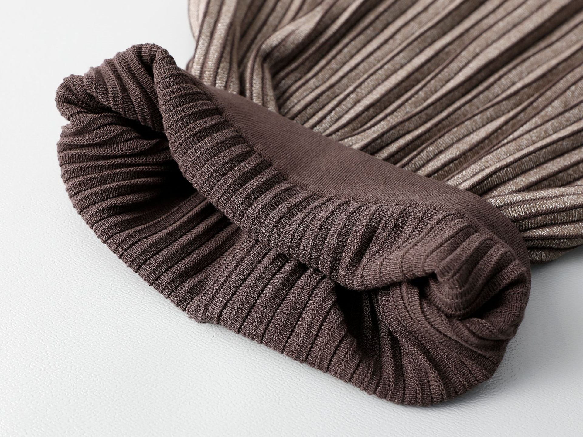 Женская двусторонняя вязаная плиссированная юбка 2023 новинка A-силуэта оптом из Китая