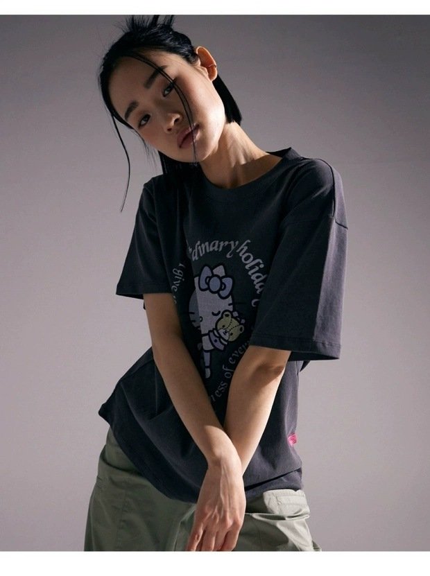 Кот Кетти широкая свободная футболка с коротким рукавом оптом