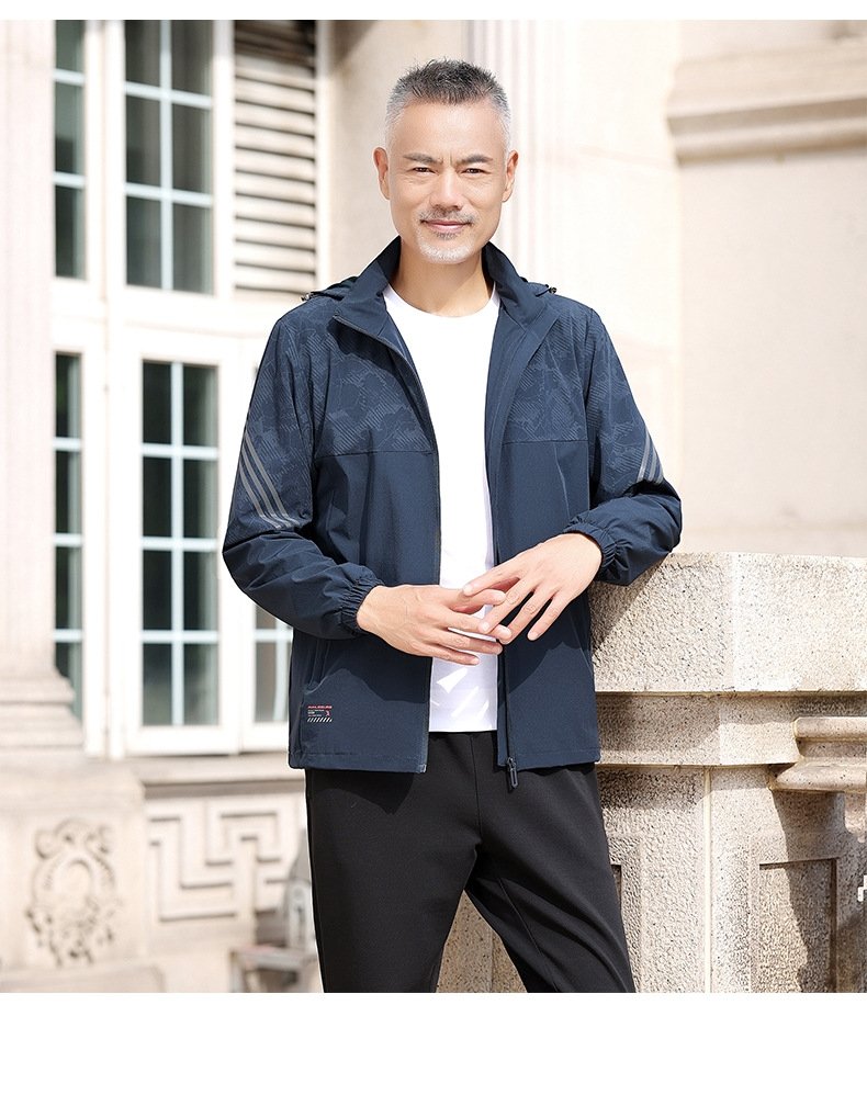 Весенняя куртка с капюшоном для мужчин среднего возраста оптом из Китая