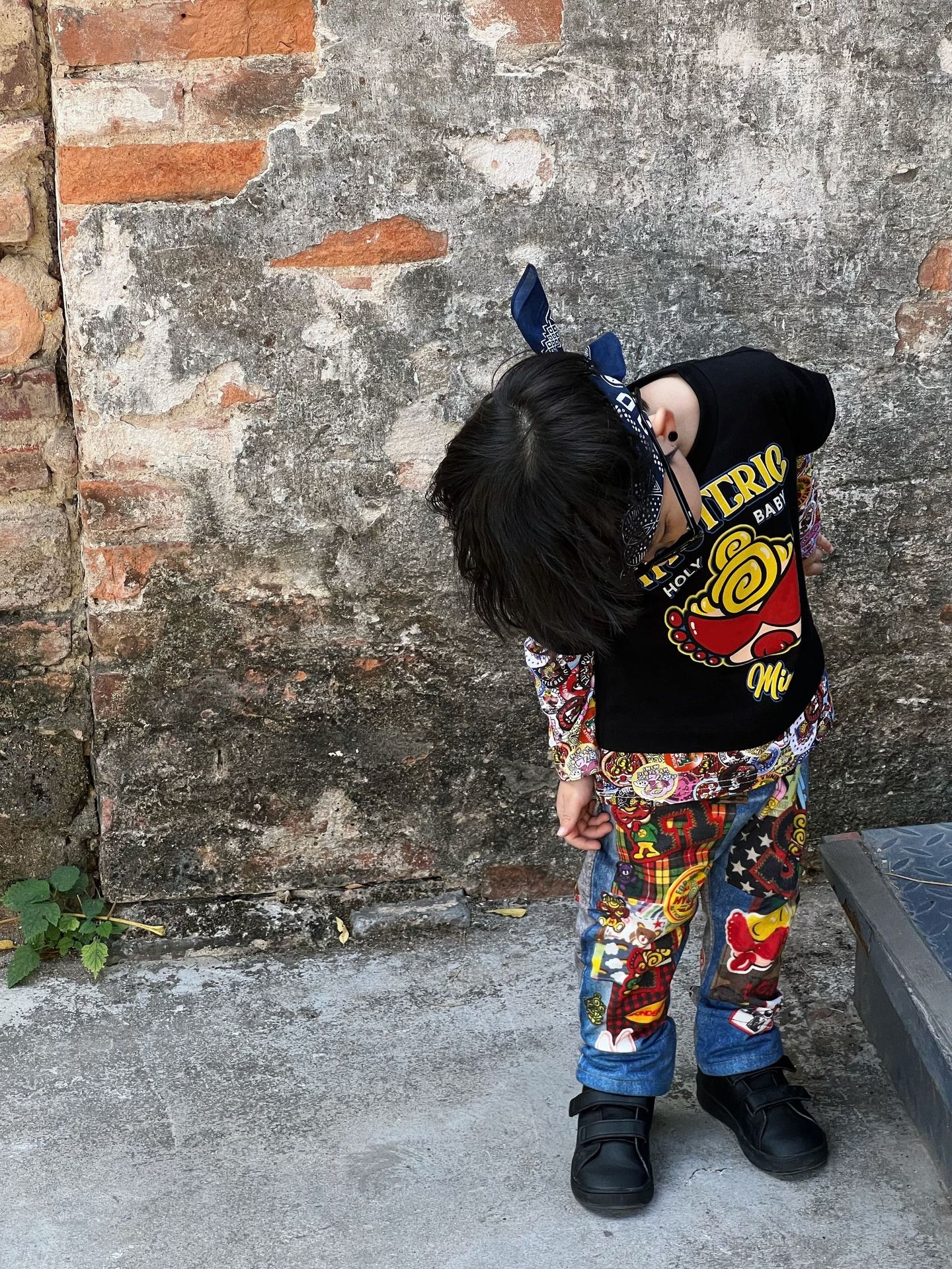 Детские джинсы с нашивками оптом из Китая