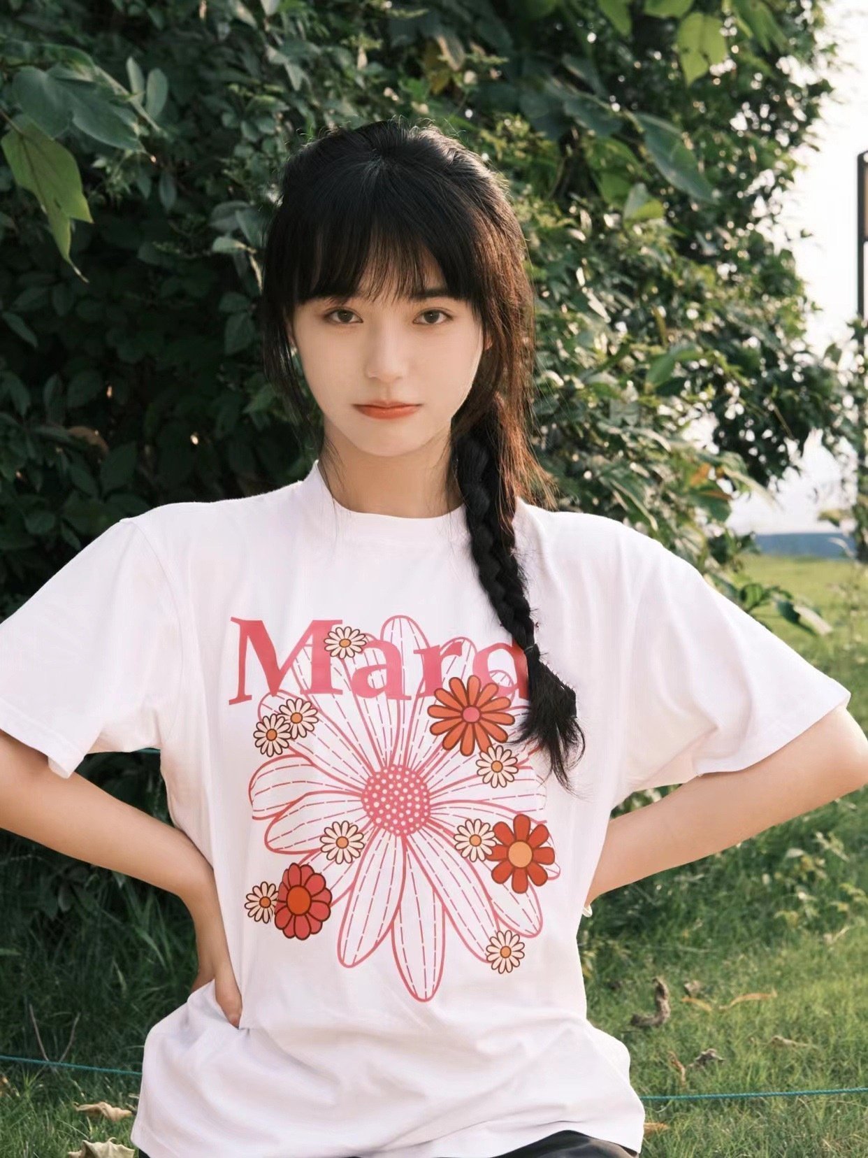 Футболка с коротким рукавом и принтом маленькой собачки оптом