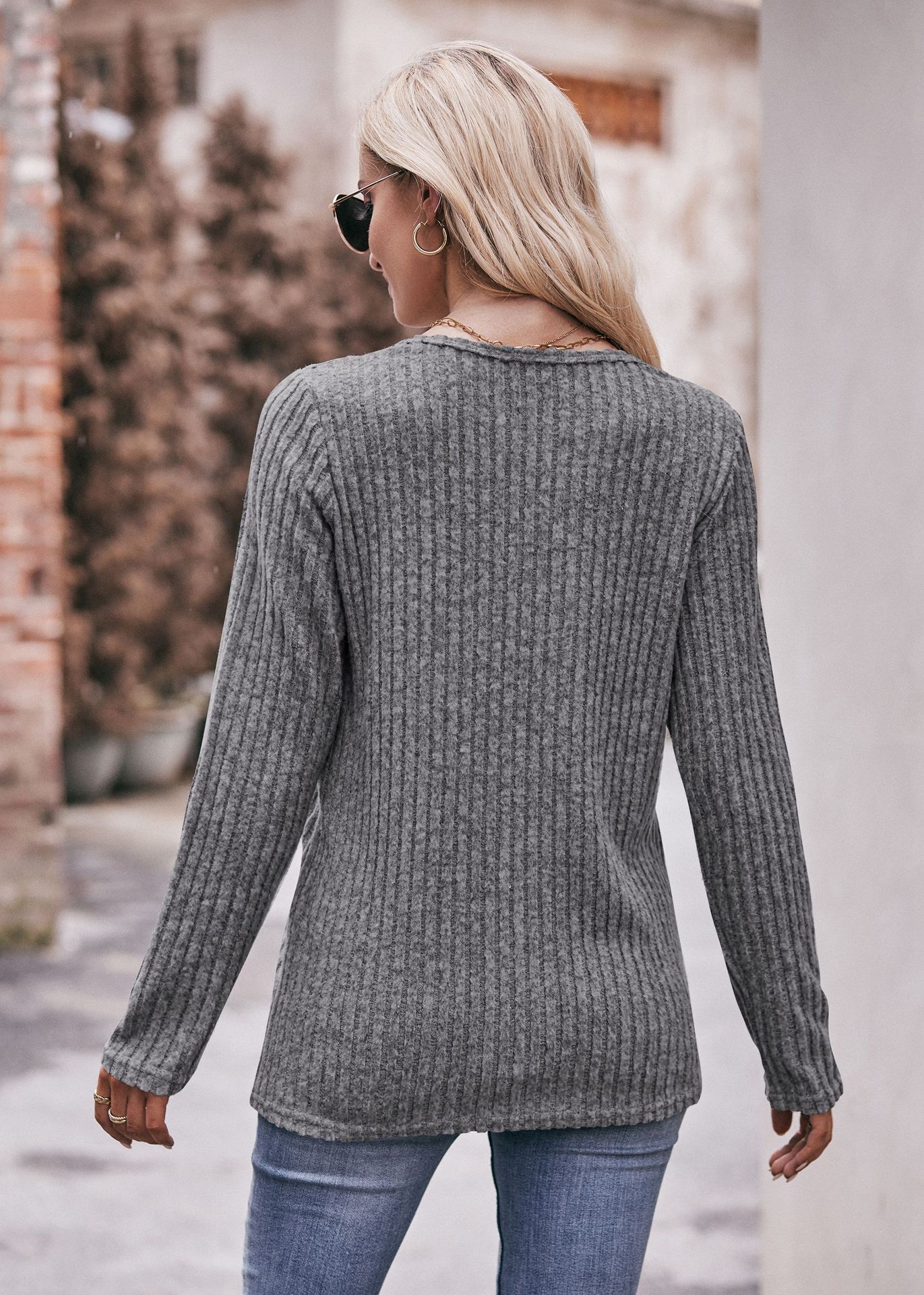 Женская футболка с круглым вырезом и пуговицами оптом из Китая