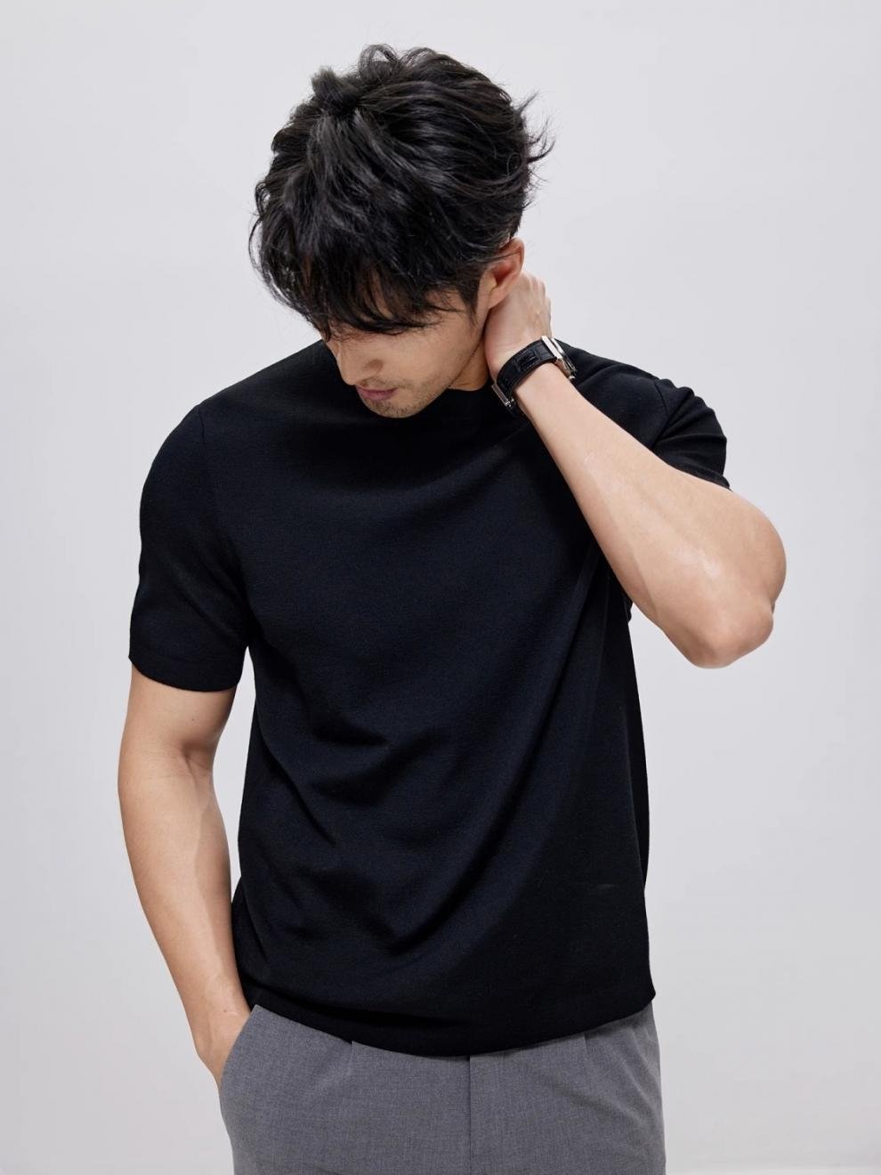 Мужская вязаная футболка с круглым воротом оптом