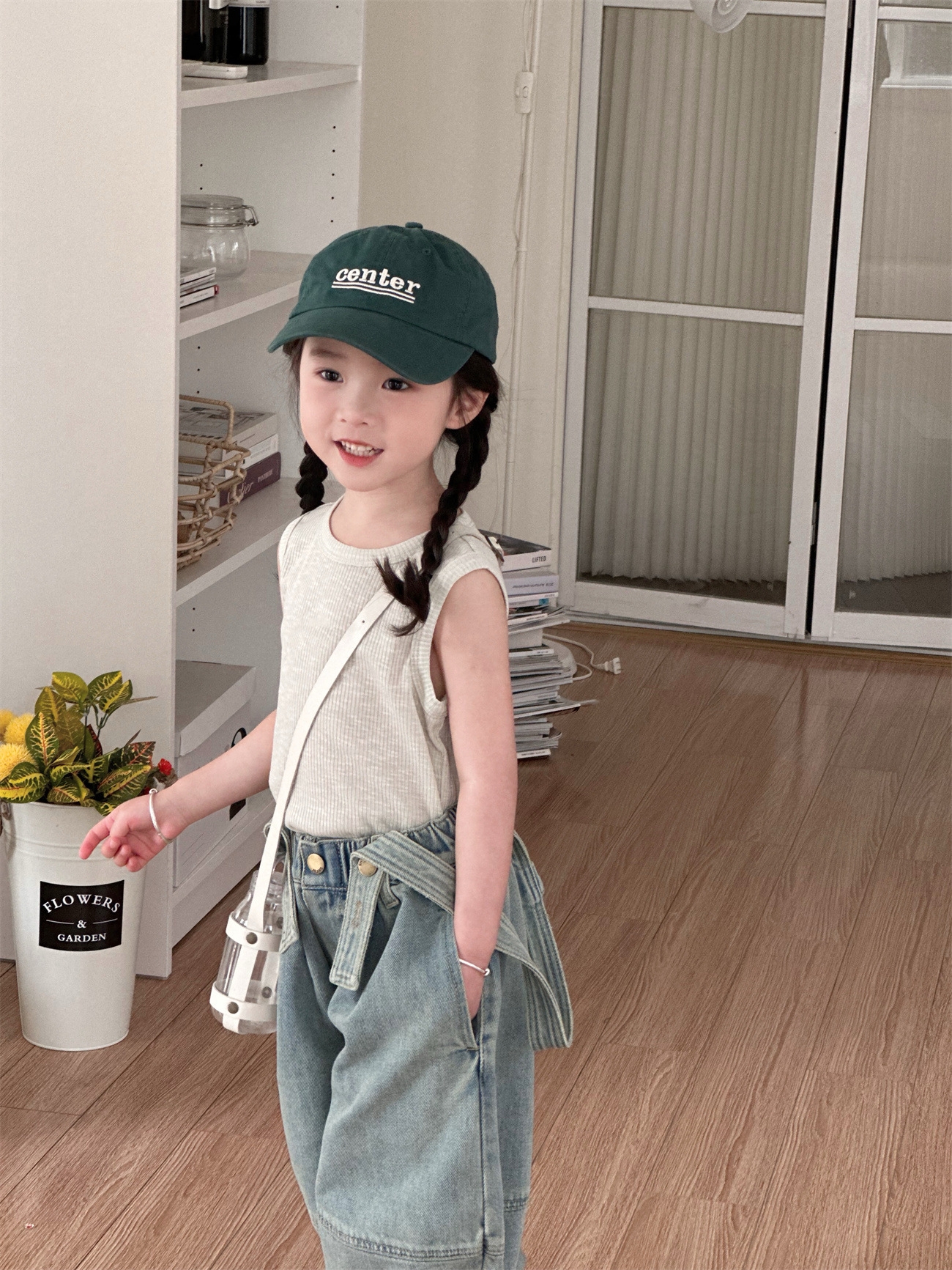 Детские джинсовые брюки с лямками оптом из Китая