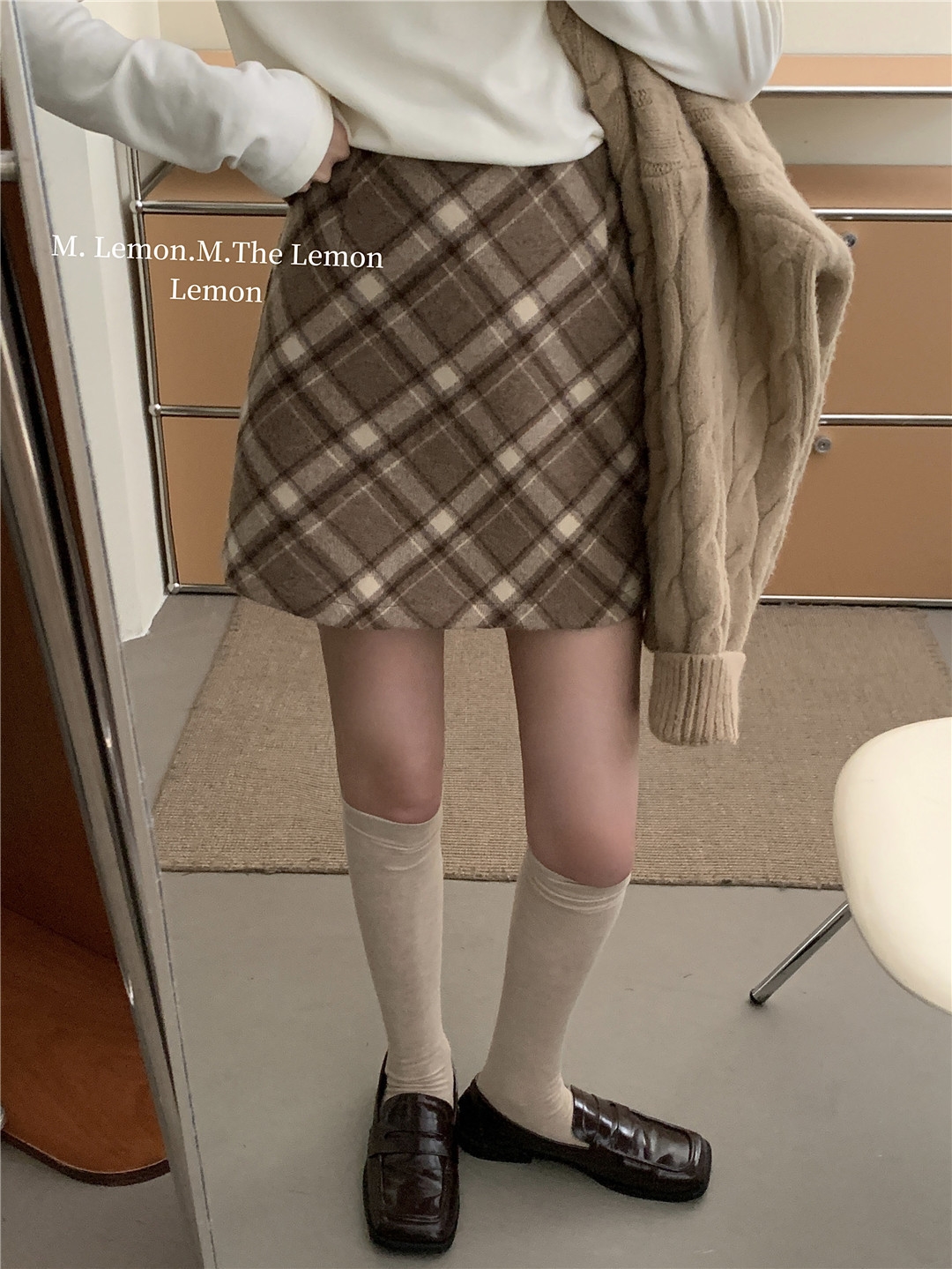 Женская шерстяная мини-юбка в клетку оптом из Китая