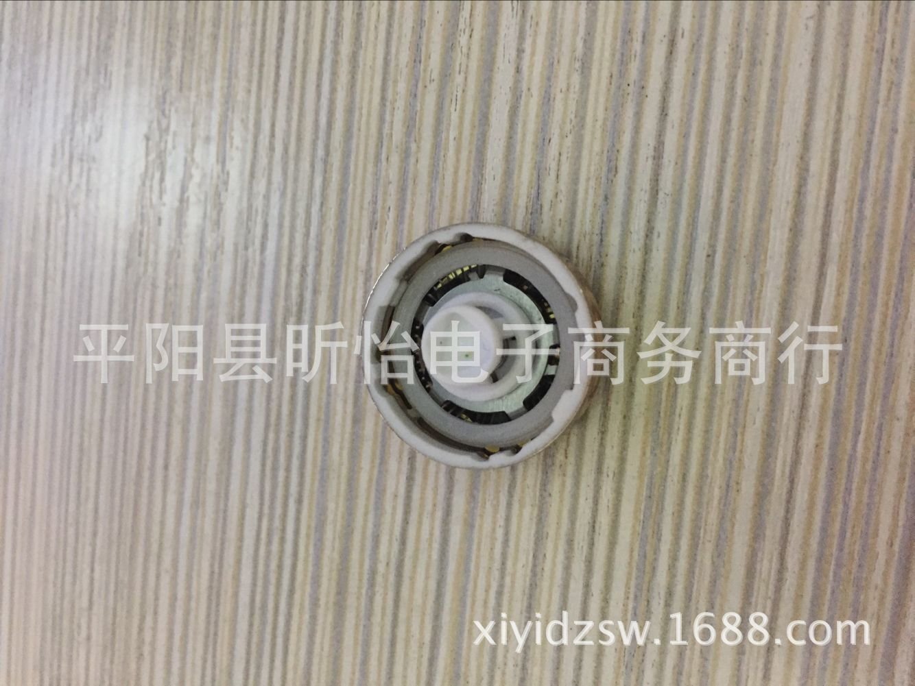 Электрический триим волос для лица оптом из Китая