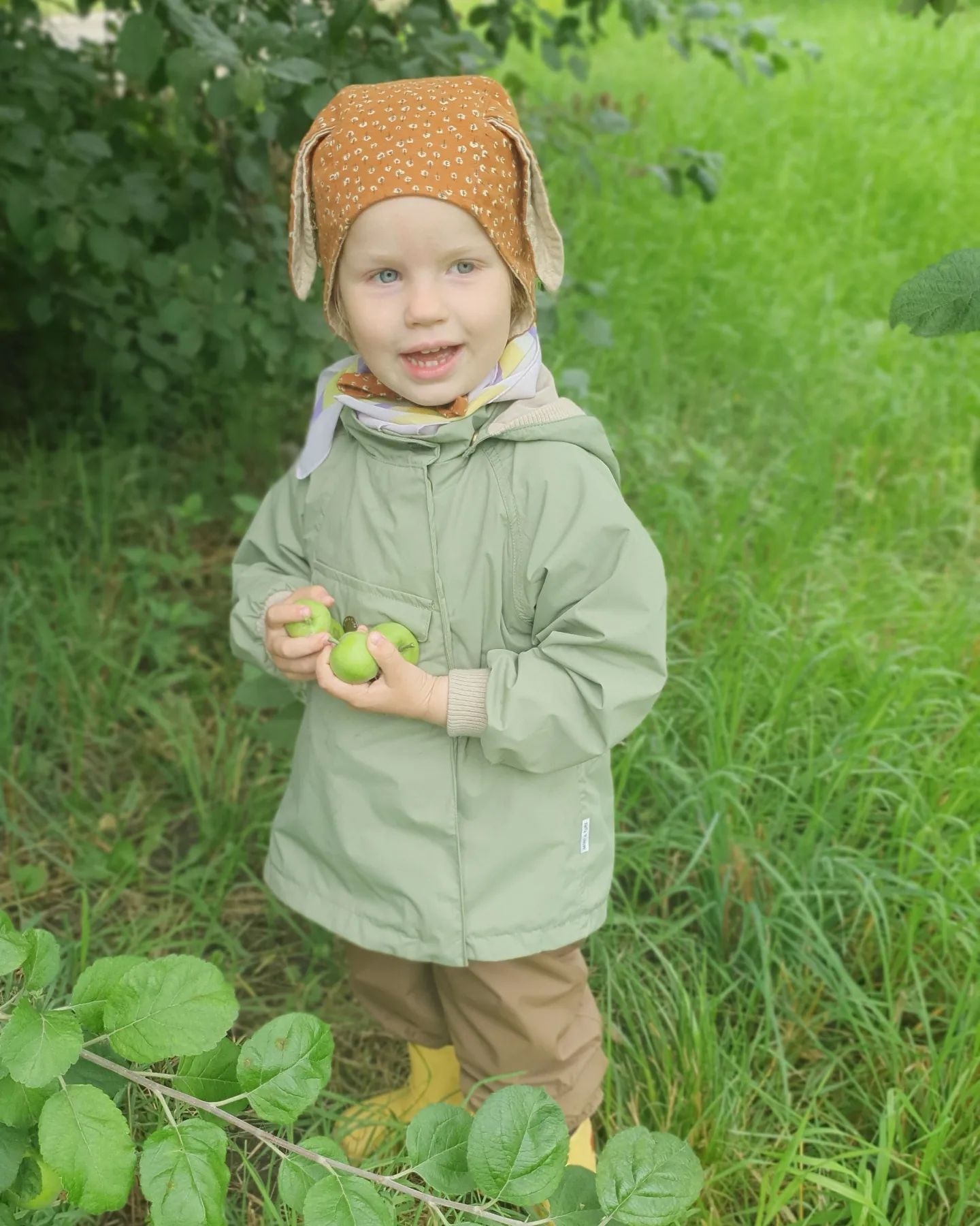 Детский ветровик 2023 осенний новый мужской и женский ветровик с капюшоном оптом из Китая