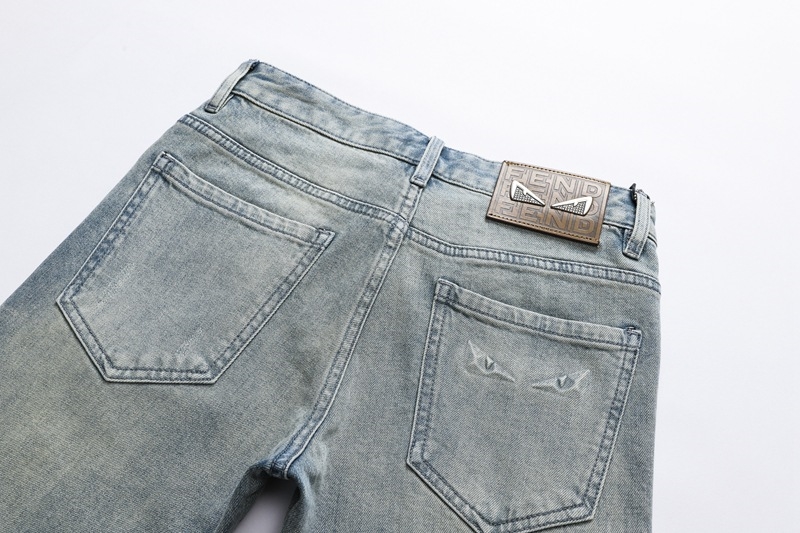 Мужские джинсы с монстром оптом из Китая