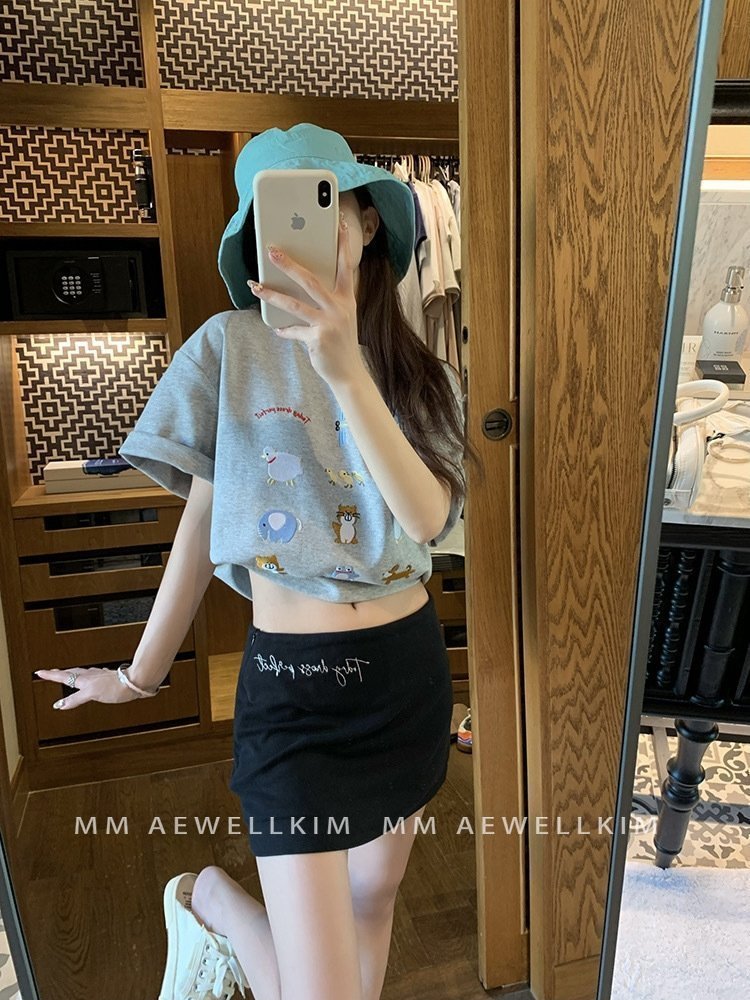 Женская футболка с коротким рукавом 2024 летней коллекции оптом