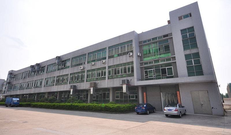 Прозрачный фаллоимитатор различных размеров оптом