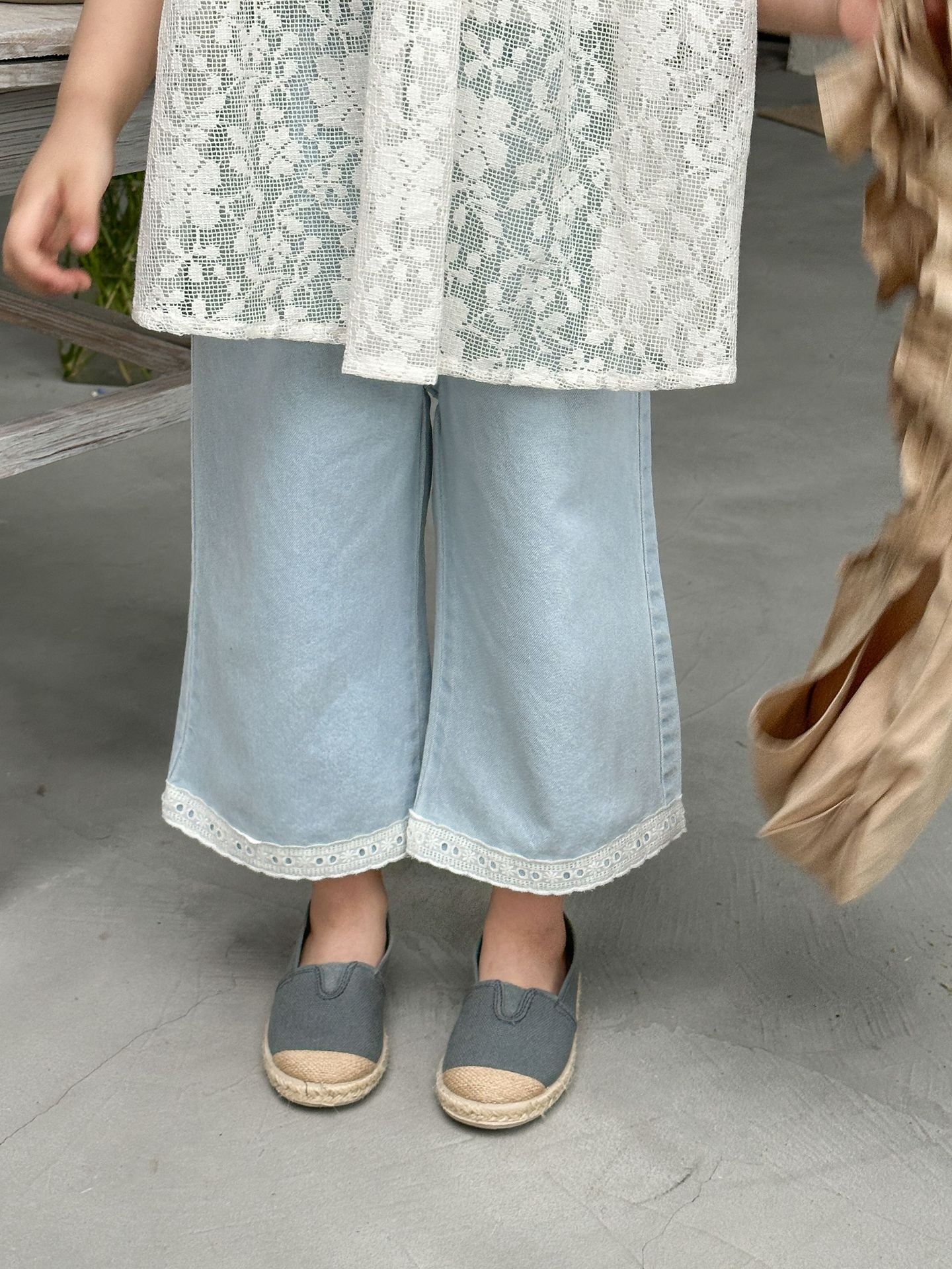 Детские джинсовые леггинсы 2024 лето оптом из Китая