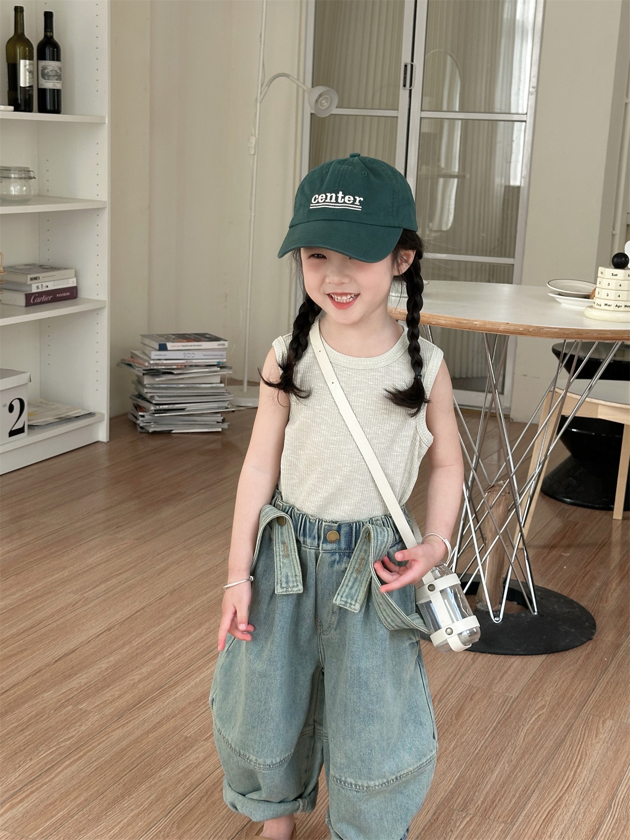 Детские джинсовые брюки с лямками оптом из Китая