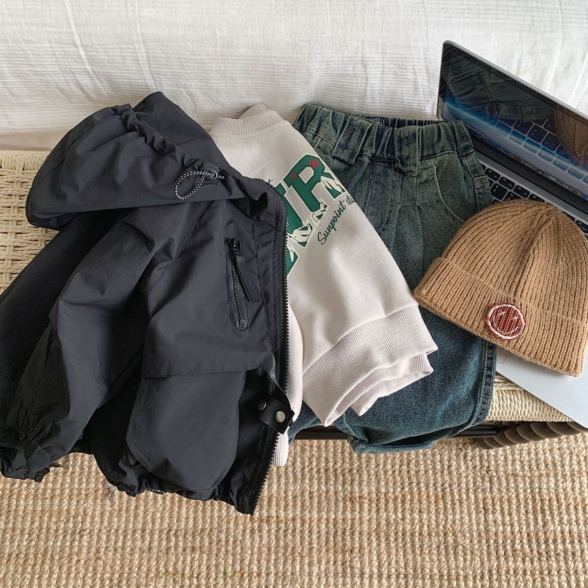 Детская куртка 2024 новая мода для мальчиков в стиле Хан оптом из Китая