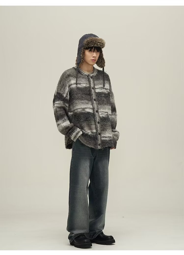 Ретро полосатый свитер с круглым вырезом оптом