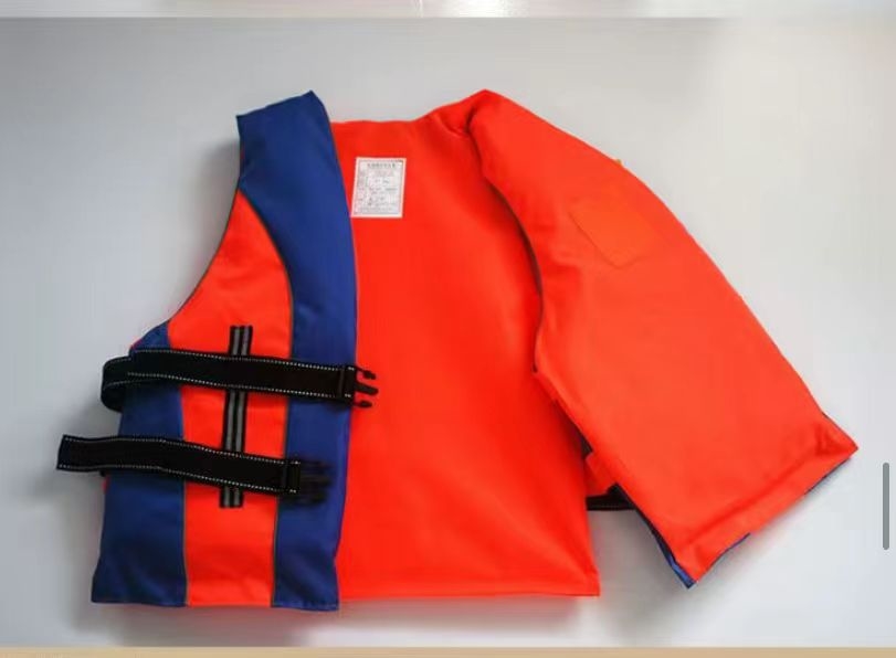 Детский спасательный жилет с увеличенной плавучестью оптом