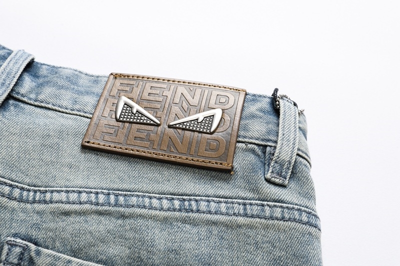 Мужские джинсы с монстром оптом из Китая