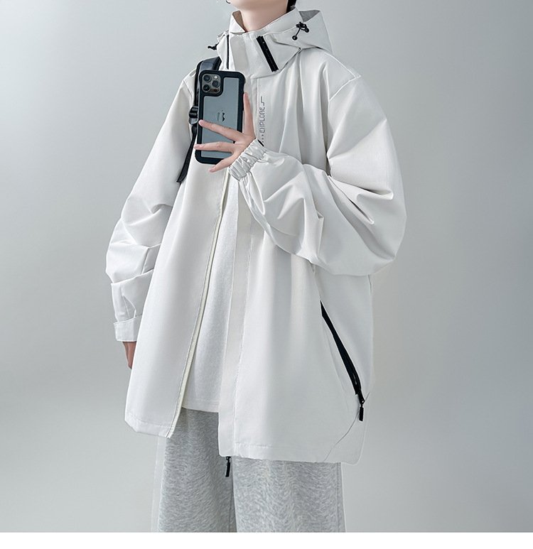 Три в одном мужская ветровка съемным капюшоном оптом из Китая