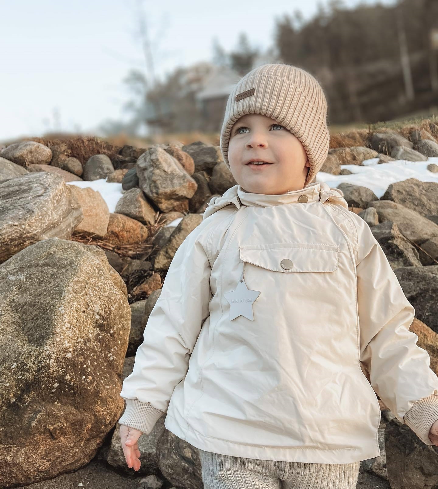 Детский ветровик 2023 осенний новый мужской и женский ветровик с капюшоном оптом из Китая