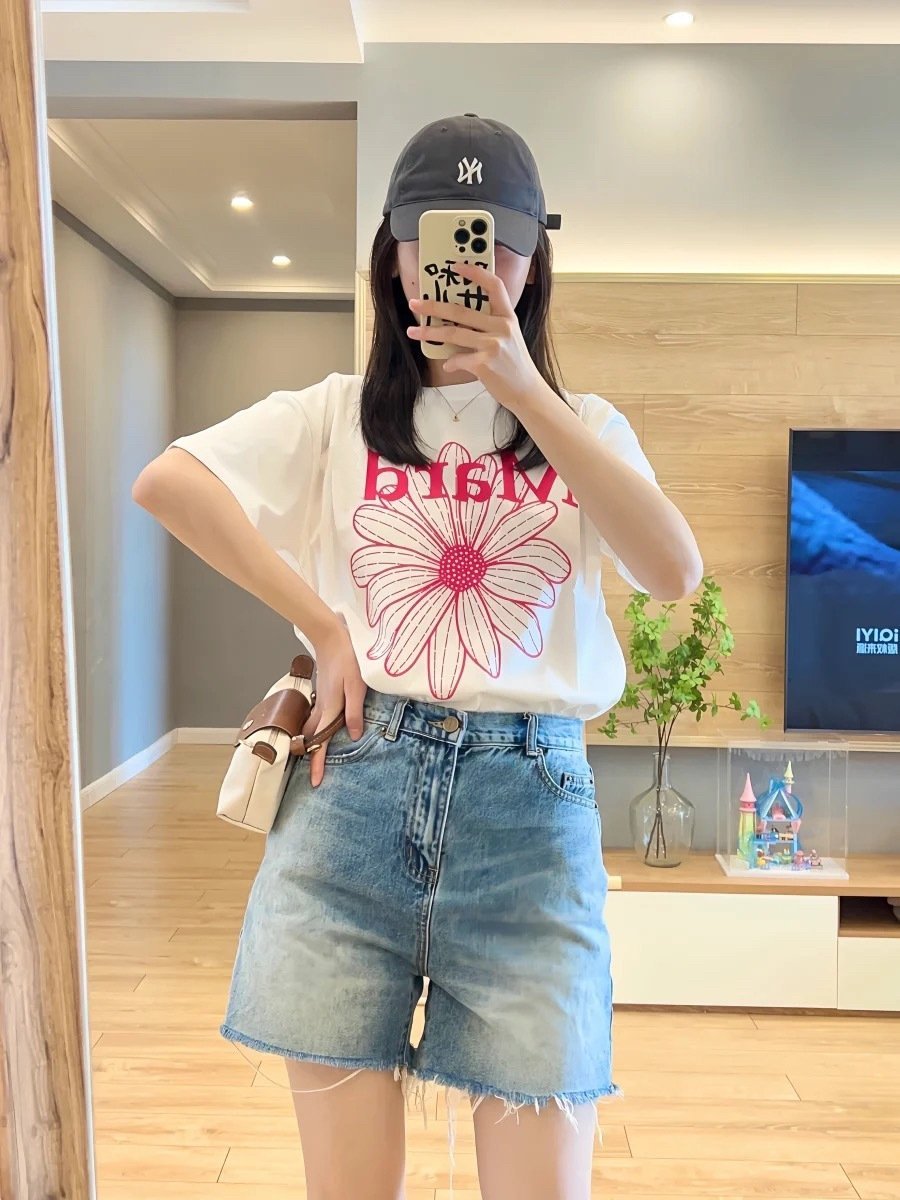 Футболка с коротким рукавом и принтом маленькой собачки оптом