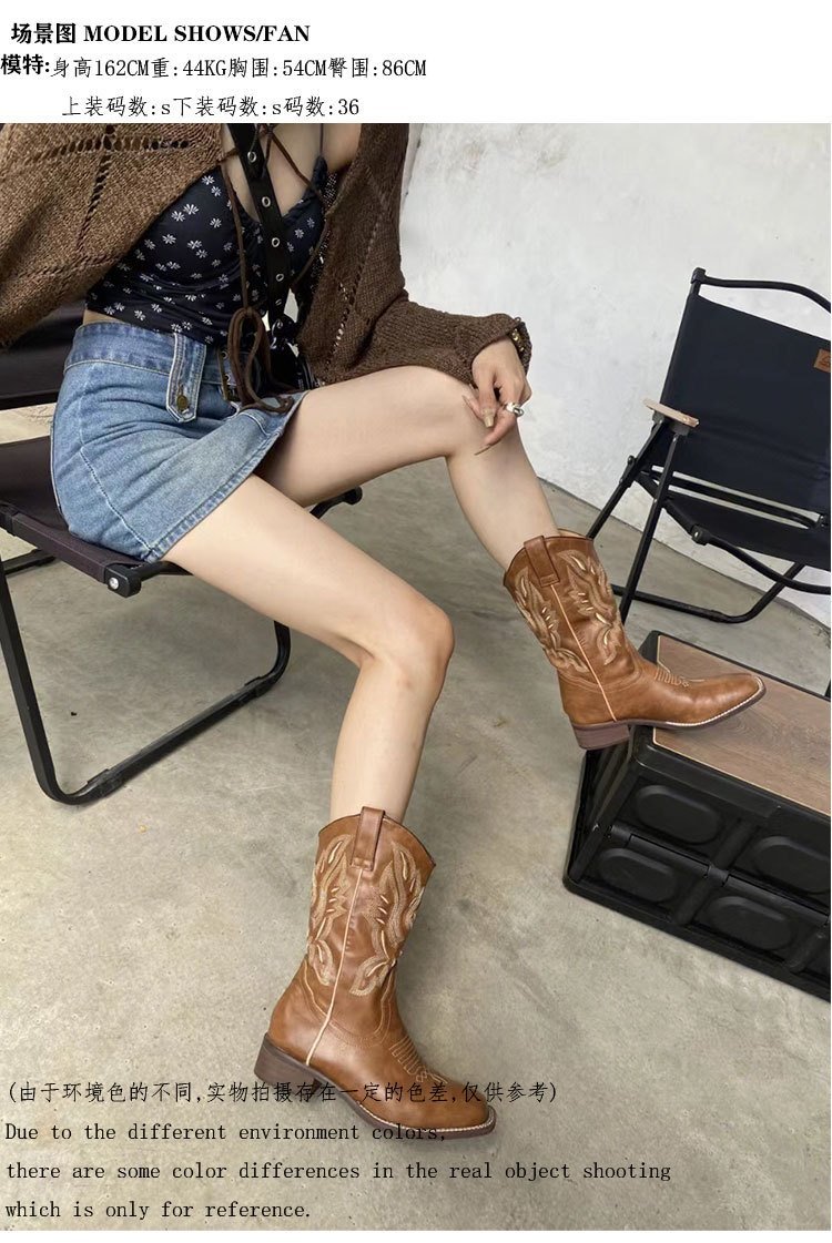 Женские ковбойские сапоги с вышивкой оптом