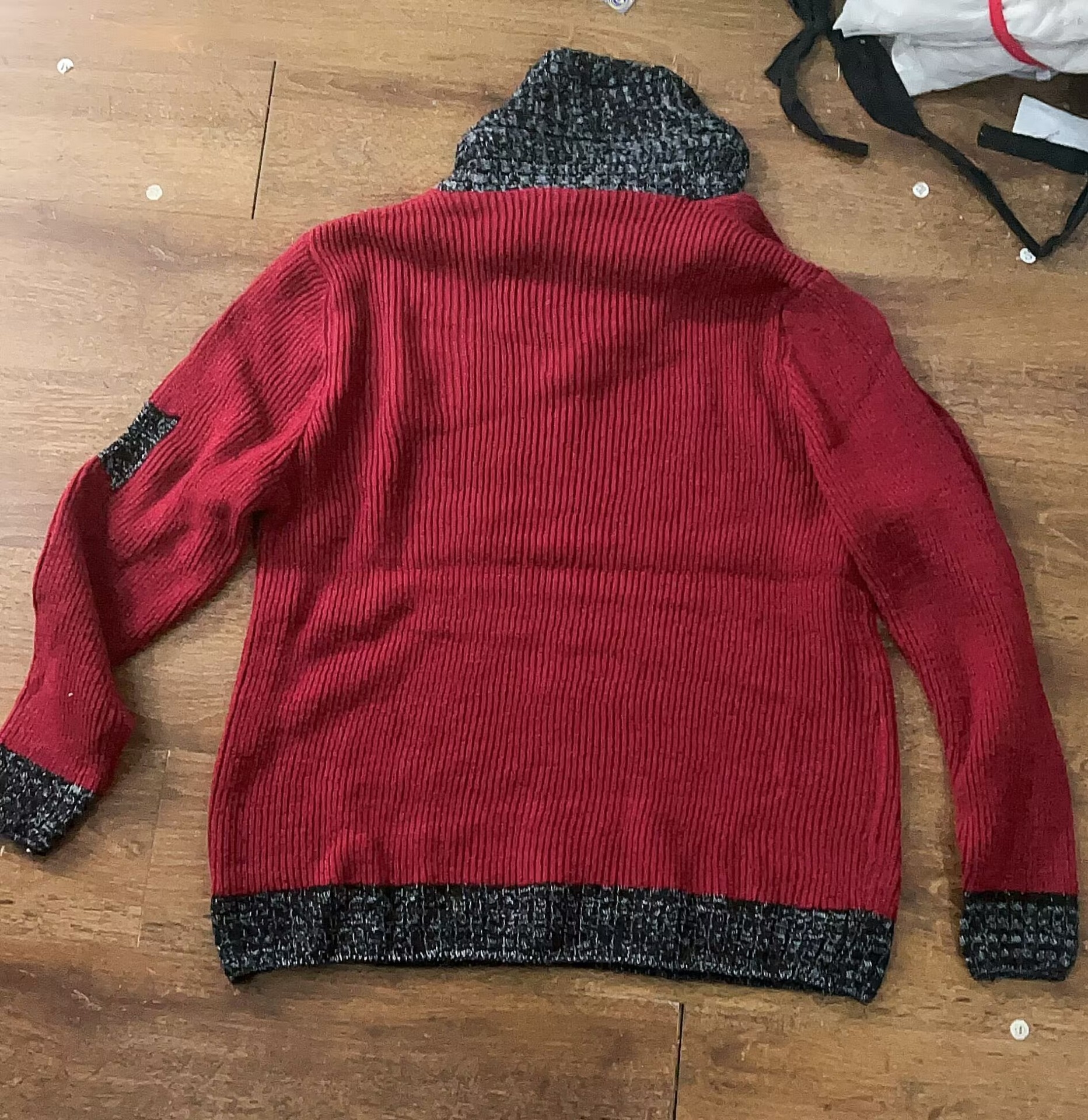 Мужской свитер с высоким воротником и шарфом оптом из Китая