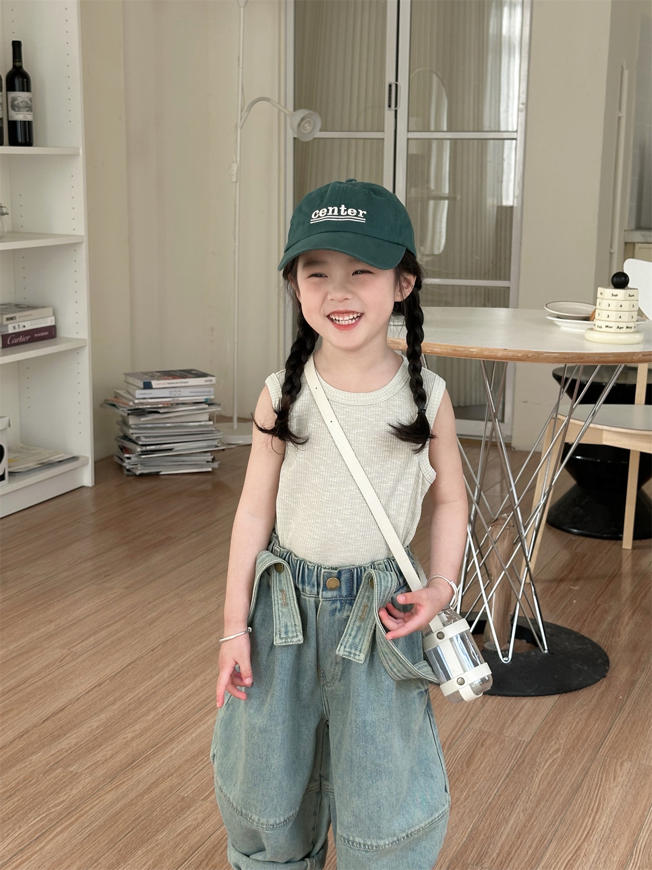 Детские джинсовые брюки с лямками оптом из Китая