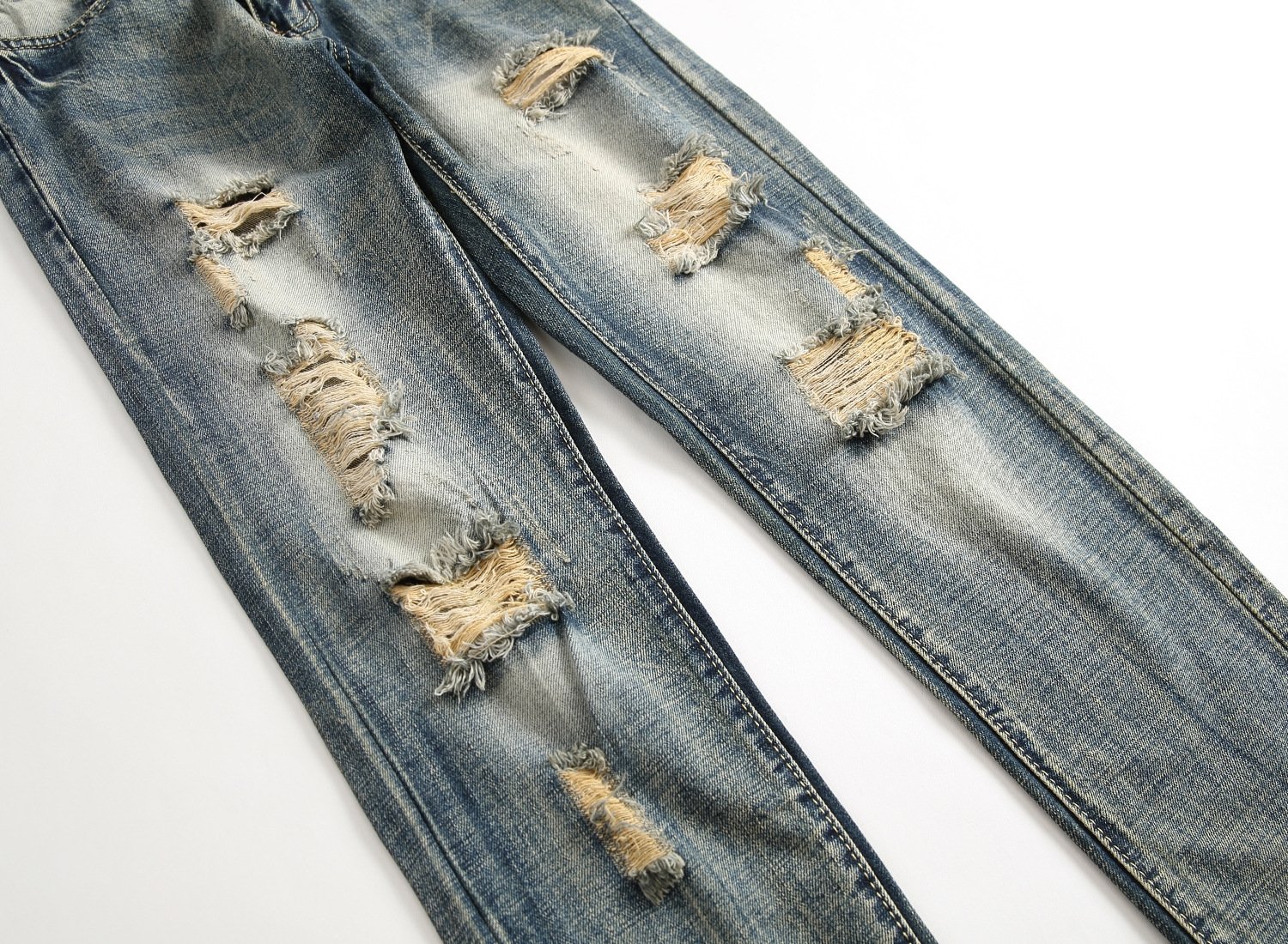 Мужские джинсы с прямым кроем и потертостями оптом из Китая