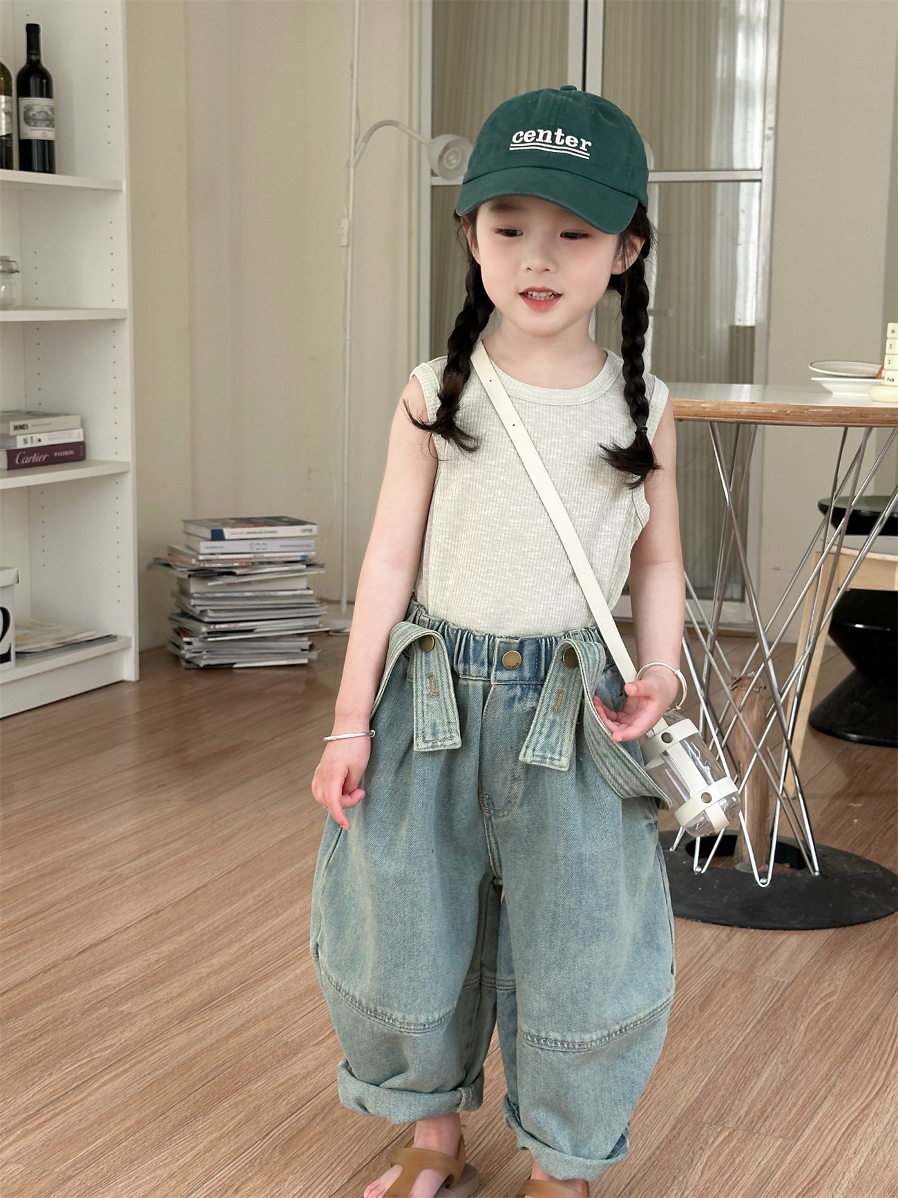 Детские джинсовые брюки с лямками оптом из Китая