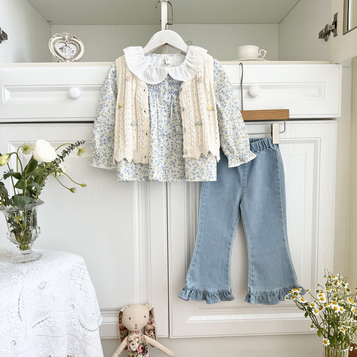 Джинсы для девочек в стиле хан 24 весна оптом из Китая