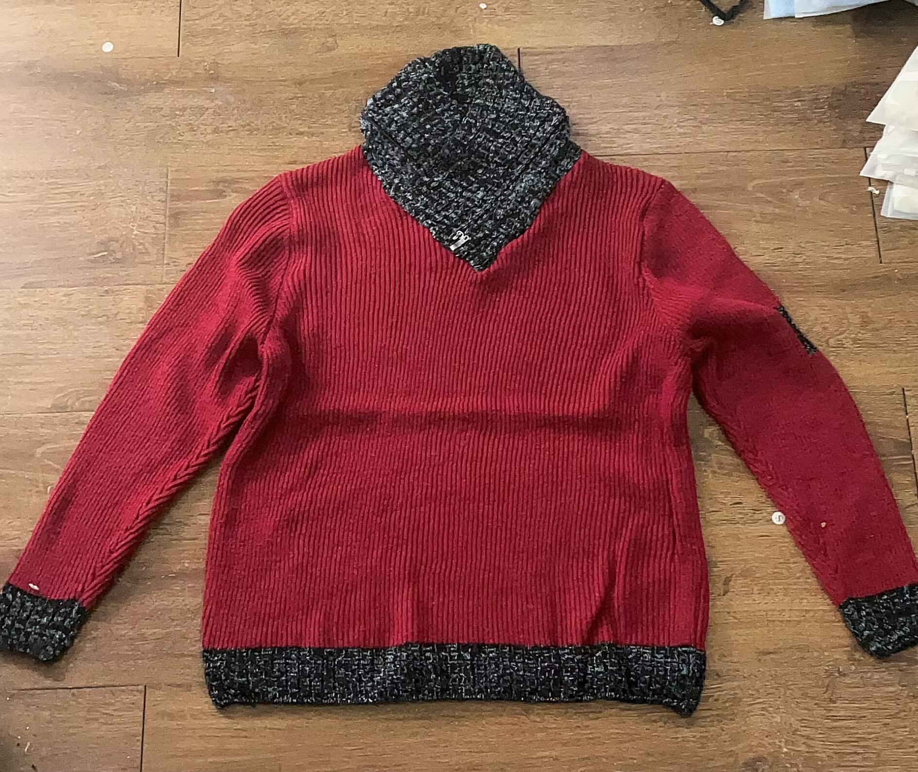 Мужской свитер с высоким воротником и шарфом оптом из Китая