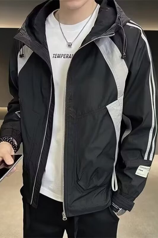 Мужская куртка с полосками и капюшоном оптом из Китая