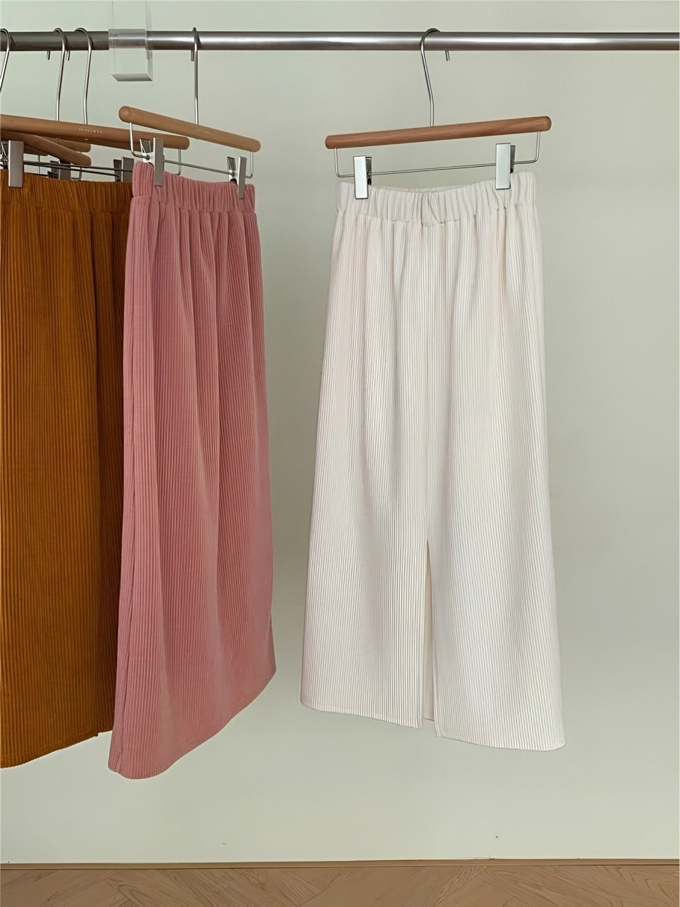 Шерстяная юбка с высокой талией и разрезом на осень-зиму оптом из Китая