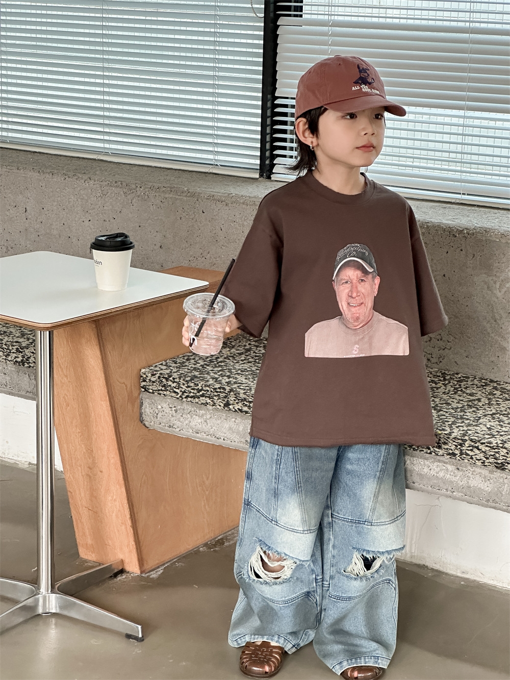 Джинсы для мальчиков в стиле ханбок 2024 оптом из Китая