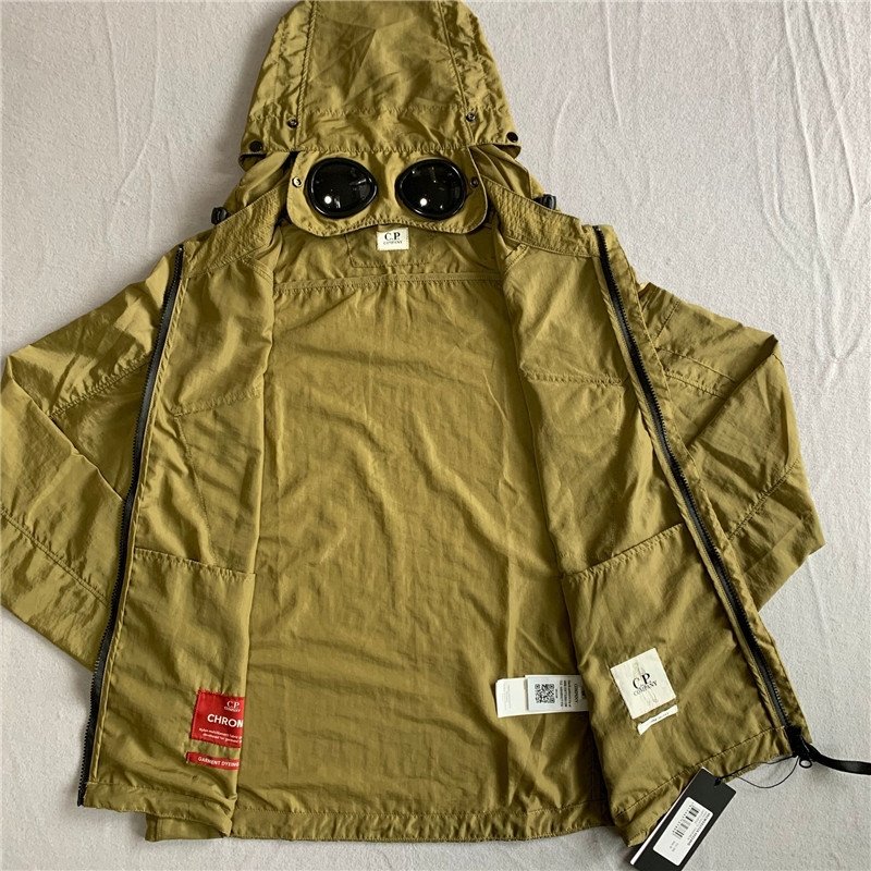 Хаки куртка с молнией и капюшоном оптом из Китая