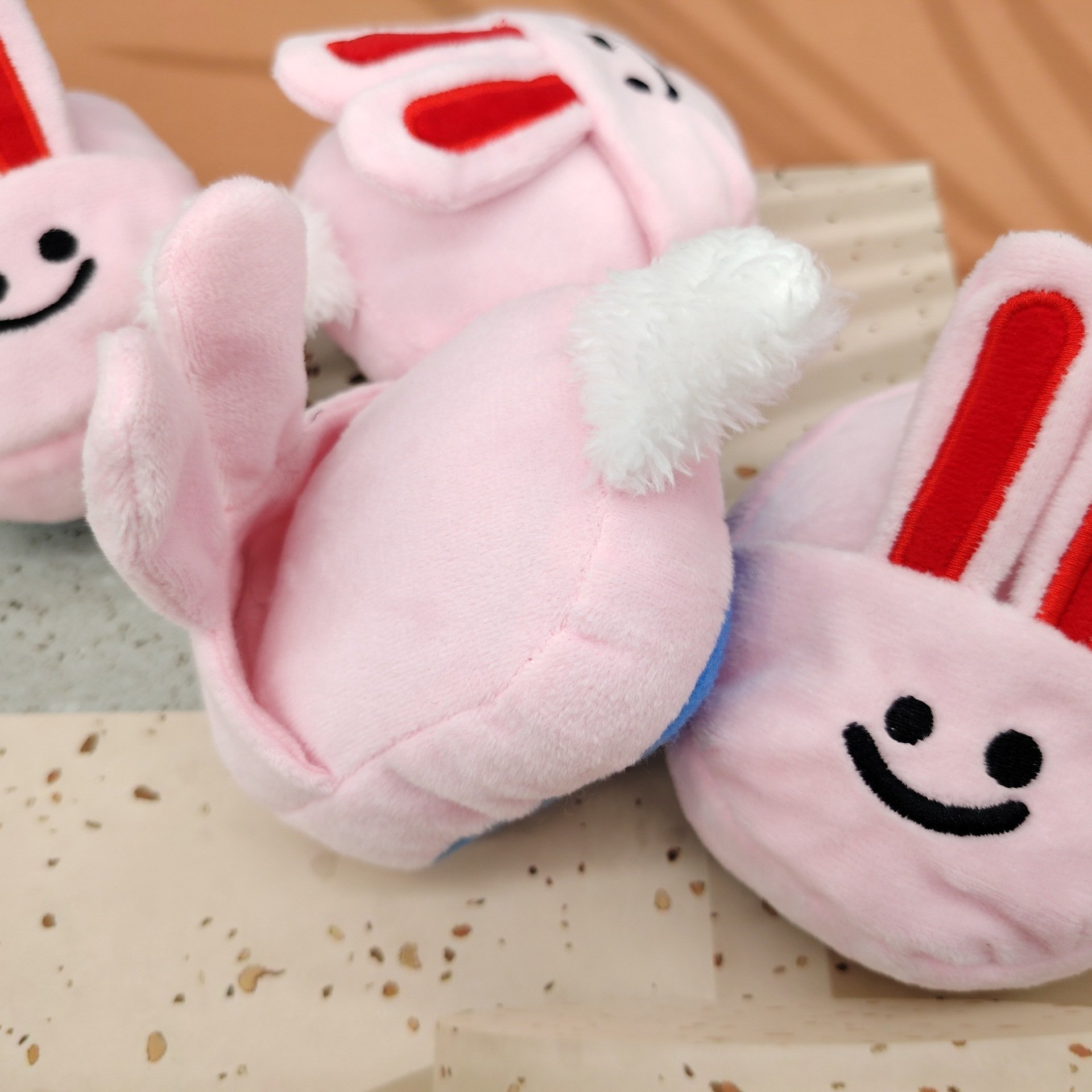 Игрушка для собак с звуком и жевательной функцией оптом из Китая
