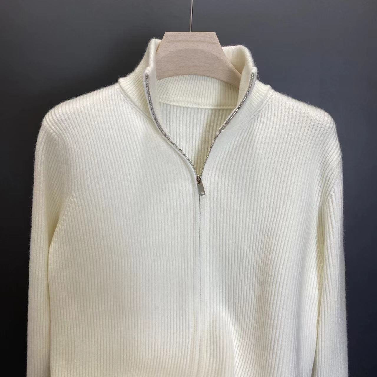 Мужской свитер с высоким воротником и молнией оптом