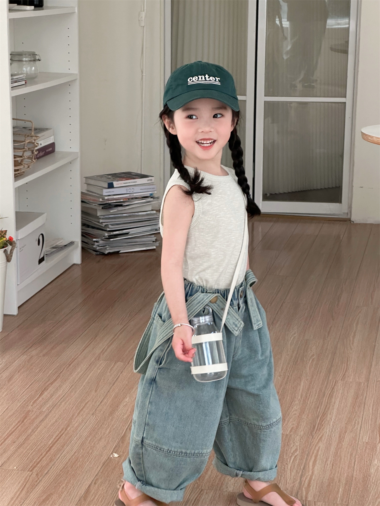 Детские джинсовые брюки с лямками оптом из Китая