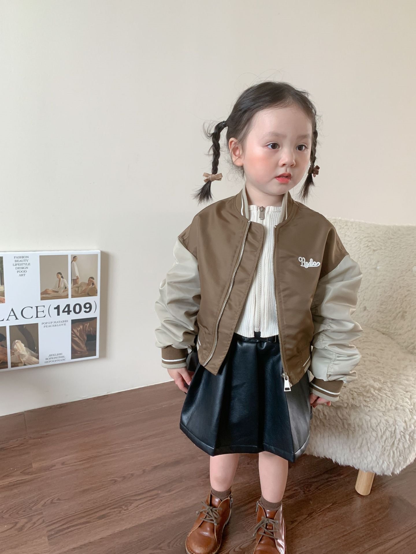 Детская куртка Вейау студио оптом из Китая