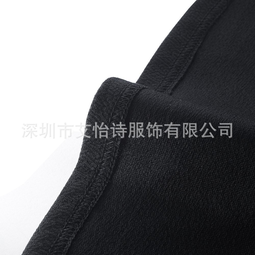 Платье с вырезом под горло и кружевной отделкой оптом из Китая