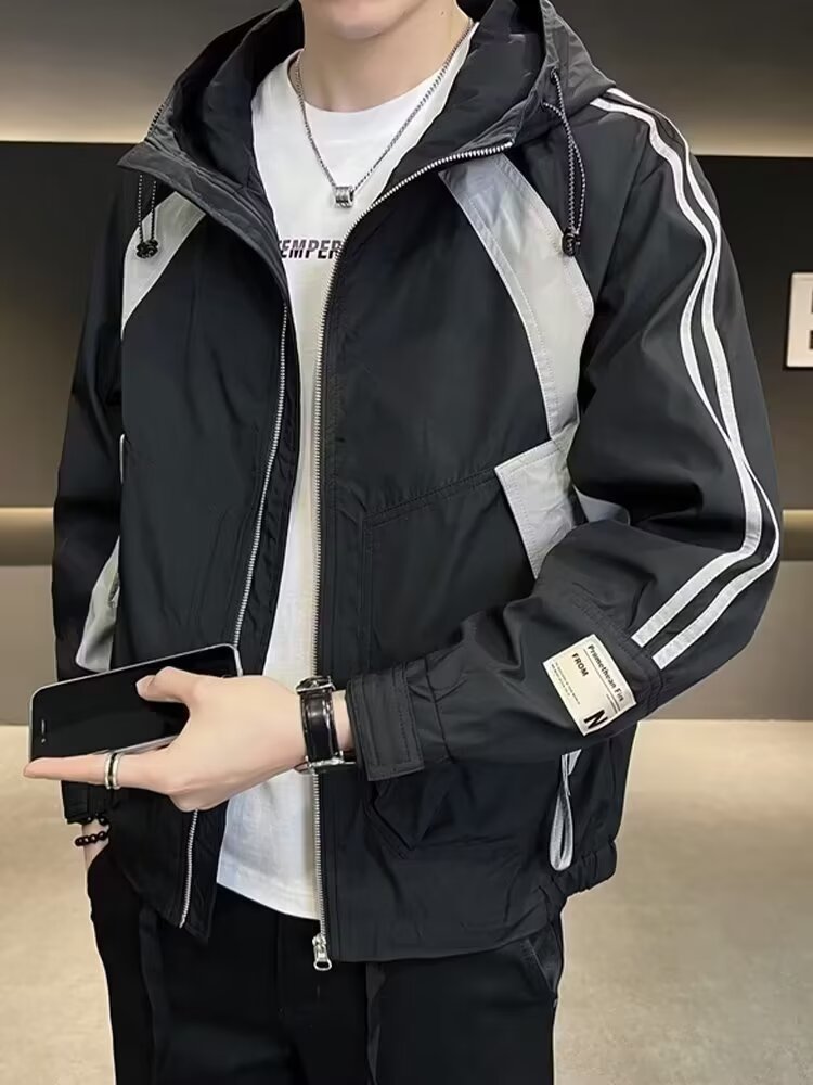 Мужская куртка с полосками и капюшоном оптом из Китая