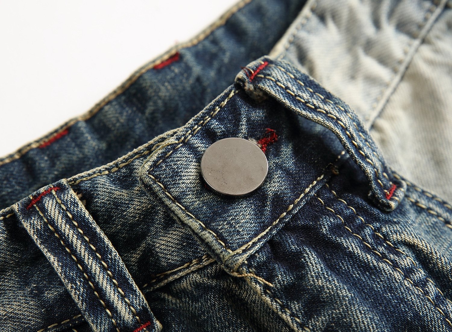 Мужские джинсы с прямым кроем и потертостями оптом из Китая