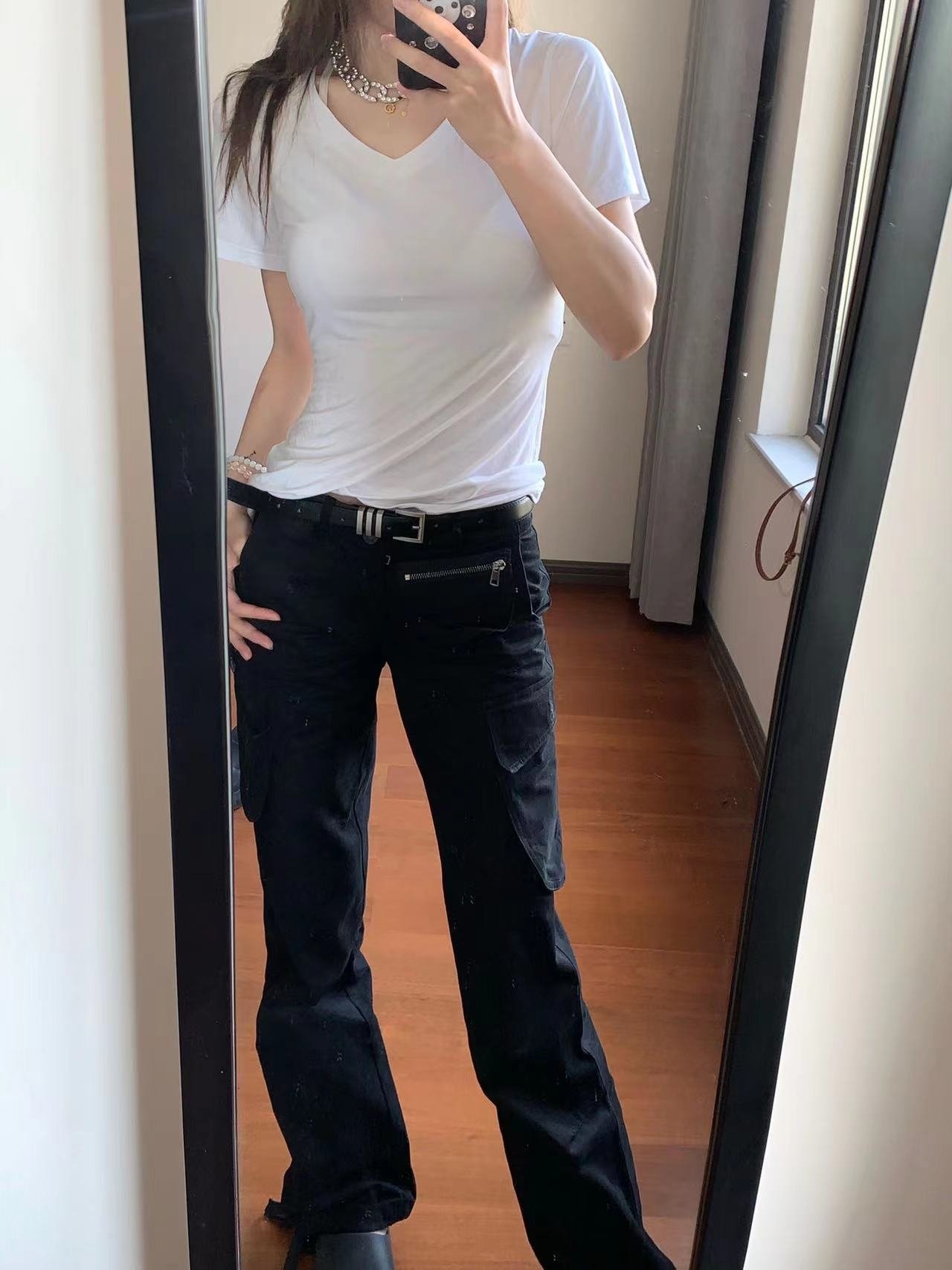 Футболка Латины V-образным вырезом и короткими рукавами оптом