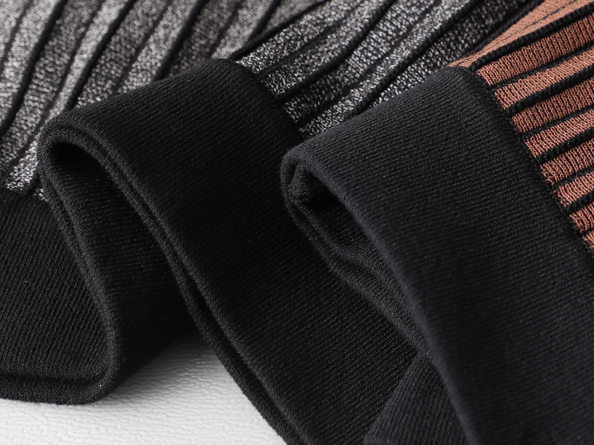 Женская двусторонняя вязаная плиссированная юбка 2023 новинка A-силуэта оптом из Китая