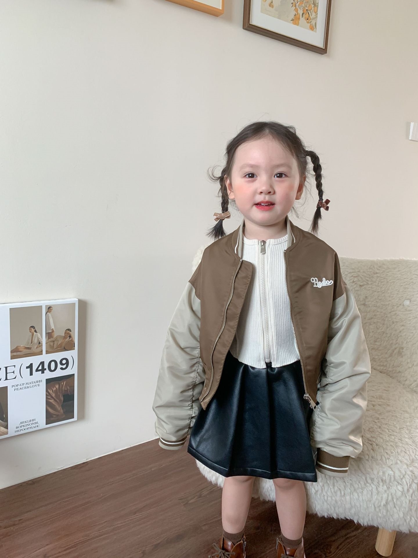 Детская куртка Вейау студио оптом из Китая