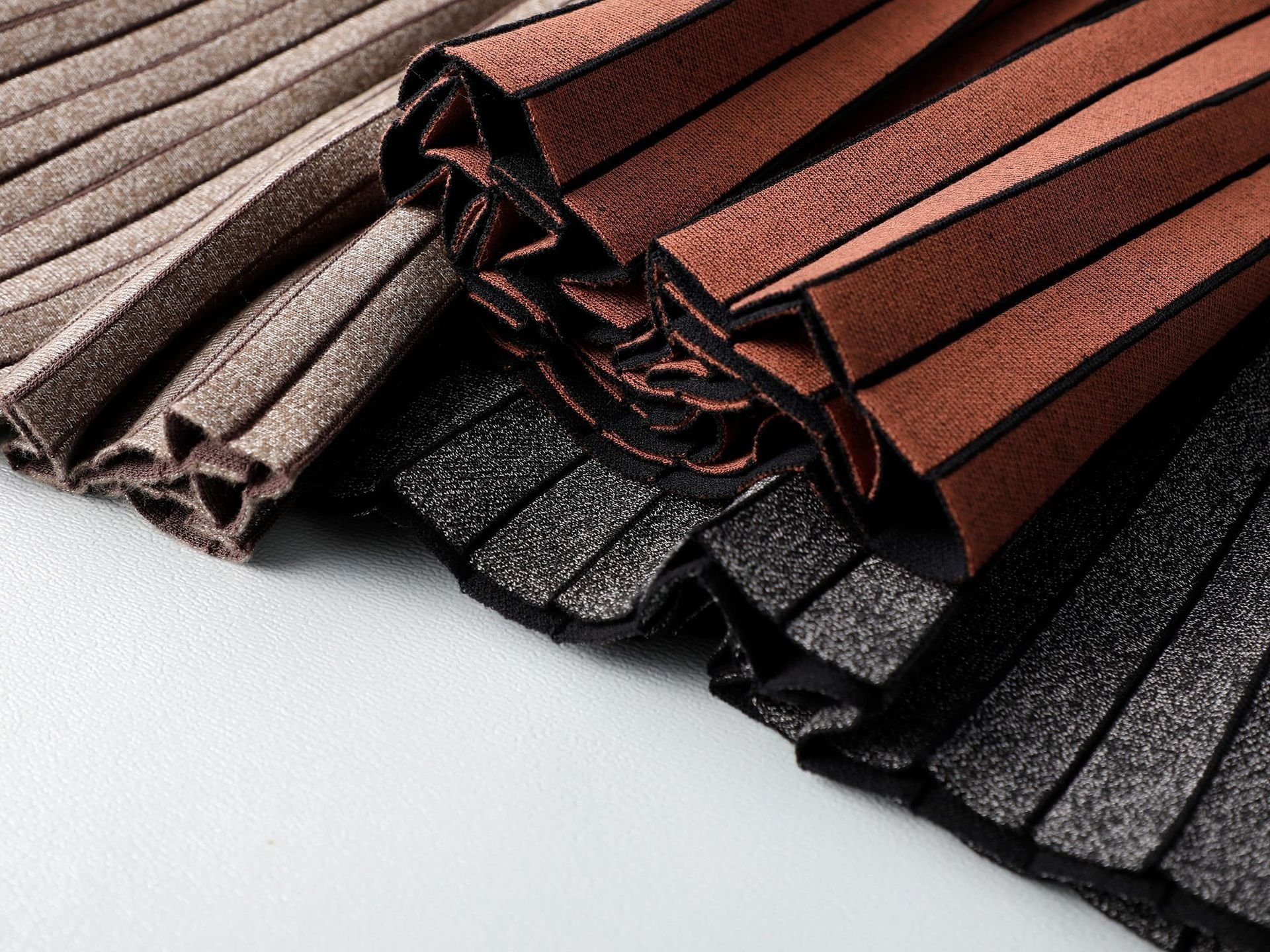 Женская двусторонняя вязаная плиссированная юбка 2023 новинка A-силуэта оптом из Китая