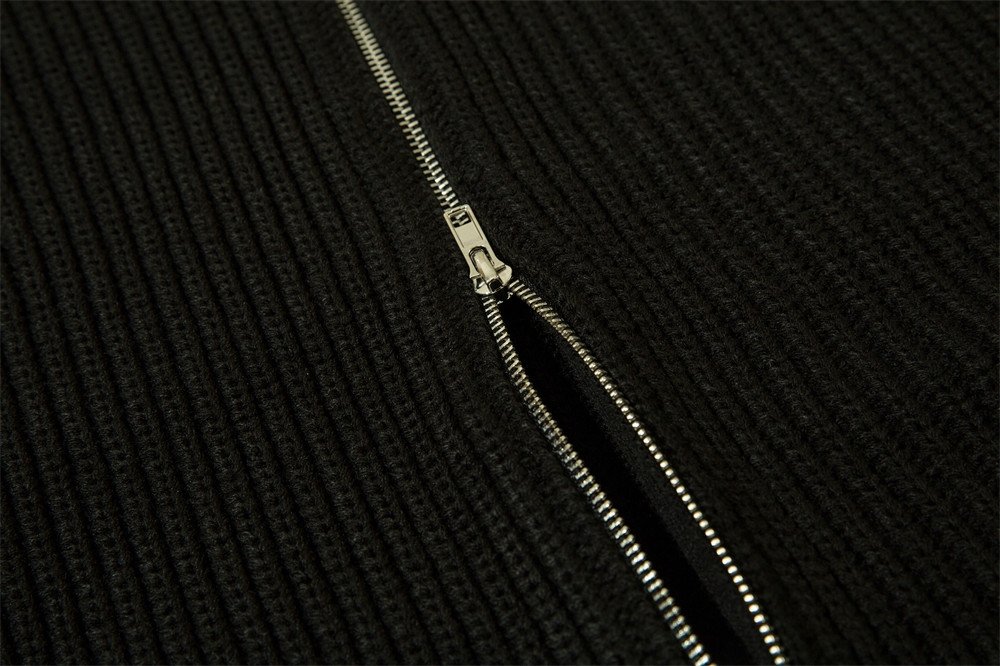 Мужская куртка с молнией и цветными вставками оптом