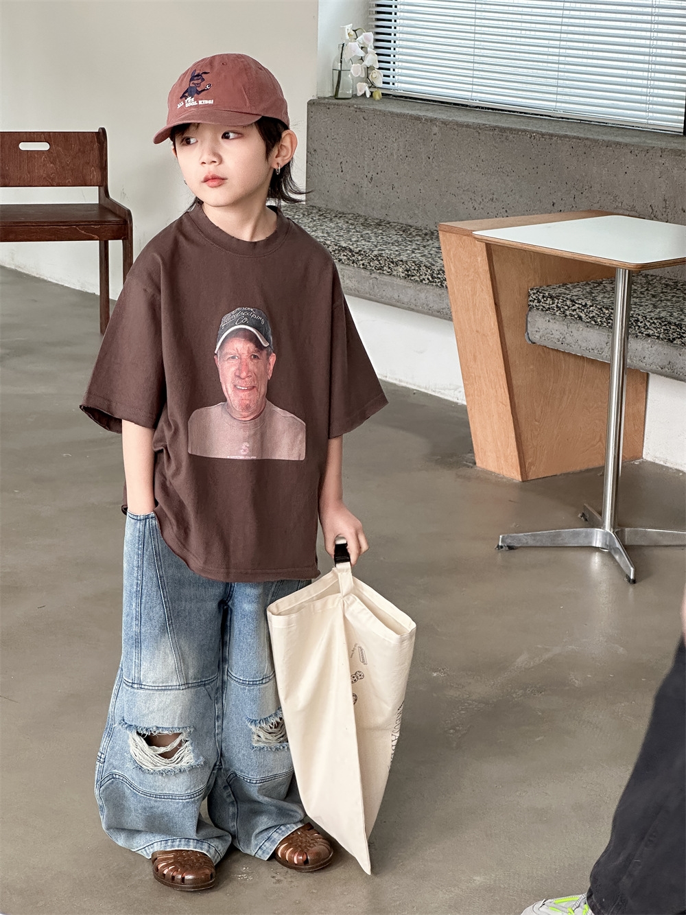 Джинсы для мальчиков в стиле ханбок 2024 оптом из Китая